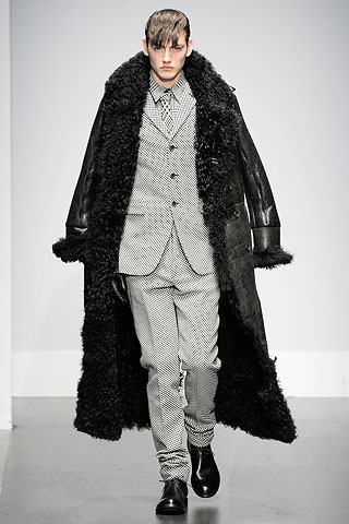 Gianfranco Ferre / - 2010-2011